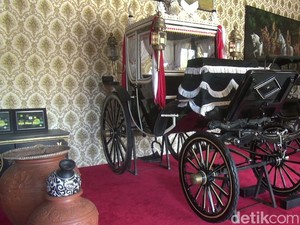 Sejarah Kereta Kencana Ki Jaga Rasa yang Dipilih Bawa Bendera Pusaka