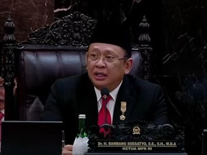 Pantun Bamsoet di Sidang Tahunan: Soal Cawapres hingga Sebut 3 Bacapres