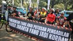 Komunitas Sepeda Demo di Balai Kota Terkait Polusi Udara Jakarta