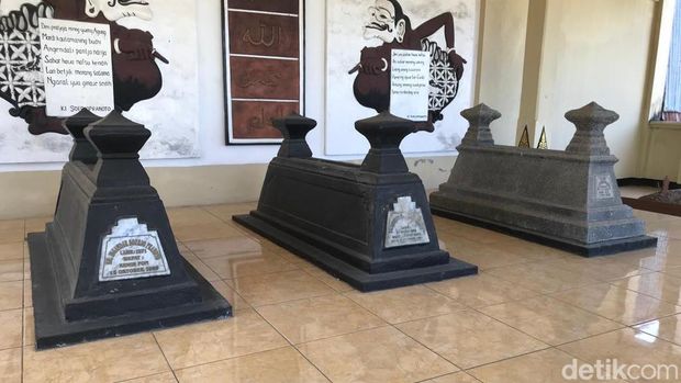 Kompleks makam Suryopranoto, Gambiran besar, Umbulharjo, Kota Jogja.