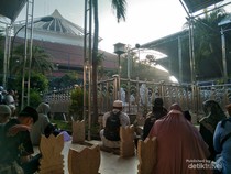 Wisata Religi Wali Limo di Jawa Timur