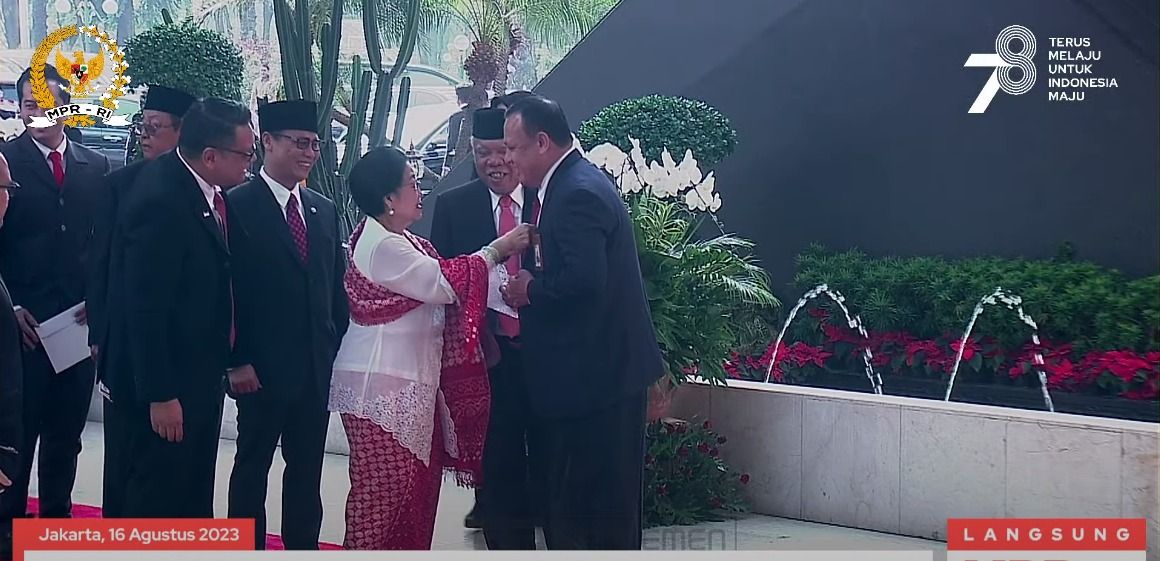 Momen Megawati bertemu Firli jelang Sidang Tahunan MPR (dok. YouTube MPR)