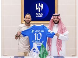 Meme Neymar Jr Hijrah ke Liga Arab Saudi Ikuti Jejak Ronaldo Cs