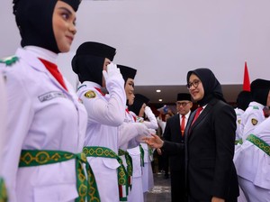 Tangis Haru Warnai Pengukuhan 75 Anggota Paskibraka Banyuwangi 2023