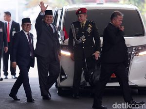Prabowo-Cak Imin Kompak Pakai Setelan Jas di Sidang Tahunan MPR