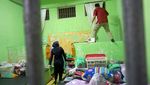 Petugas Gabungan Razia Lapas Perempuan Gorontalo