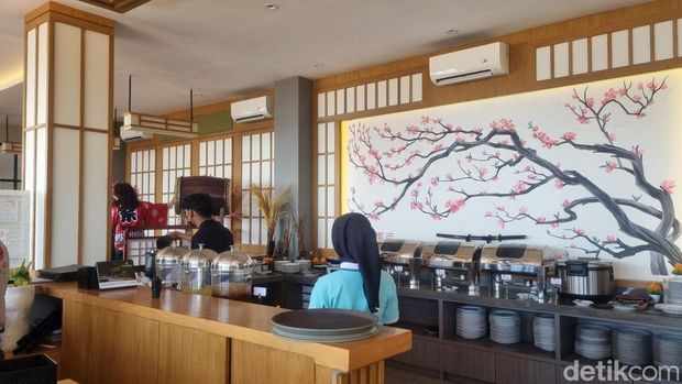 Resto Asakusa di Little Tokyo Dlingo, Bantul. Foto diambil Rabu (16/8/2023).