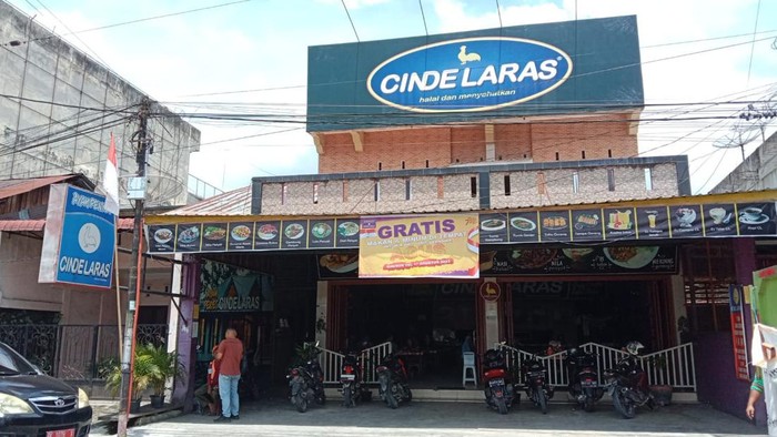 Rumah makan di Asahan yang sediakan gratis makan untuk yang bernama Agus. (Foto: Istimewa)