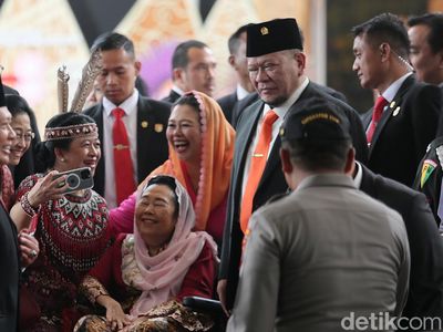 Sejumlah Tokoh Tinggalkan Komplek Parlemen Saat Jeda Sidang Tahunan