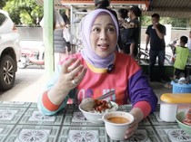 Ini Sikap Shanty Denny Ketika Review Makanan tapi Kurang Enak
