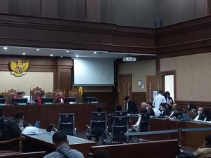 Lukas Enembe Minta Izin ke Toilet Lagi, Sidang Kasus Suap Kembali Diskors