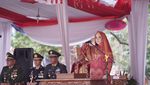 Momen Bupati Klaten Pimpin Upacara HUT Ke-78 RI di Alun-alun