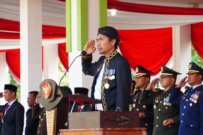 Bupati Madiun Ahmad Damawi