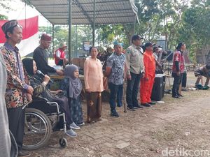 Semangat Penyandang Disabilitas di Malang Ikut Upacara HUT ke-78 RI