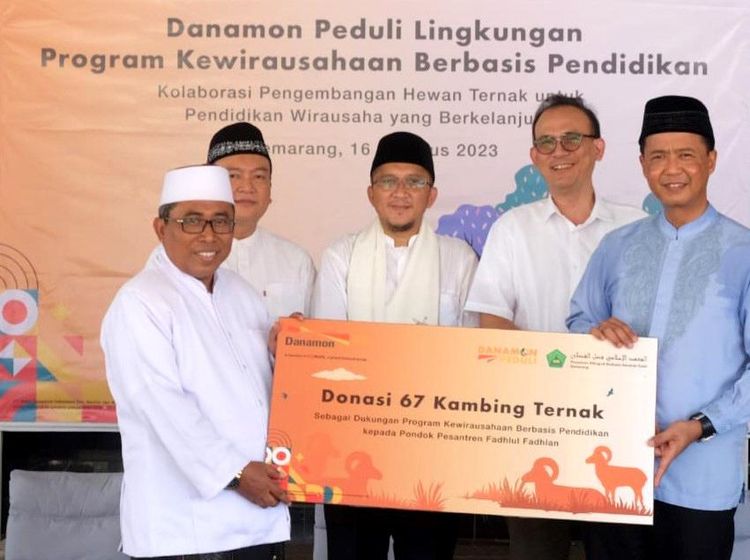 Donasi Kambing Ternak untuk Berwirausaha