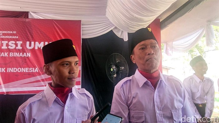 Fitria Sanjaya, napiter yang didaulat menjadi pengibar bendera Merah Putih di Sukabumi