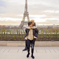 Foto kebersamaan yang mesra diunggah Kaesang dan Erina kerap mengundang beragam komentar dari netizen. “Kasian yang jomblo kalau lihat,” komentar netizen. Foto: Dok Instagram Erinagudono