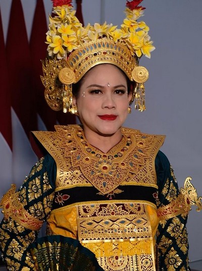 Penampilan Iriana Jokowi Jadi Penari Bali Di Upacara 17 Agustus 2023