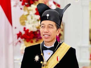 Mengenal Baju Adat Ageman Songkok Singkepen Ageng yang Dipakai Jokowi di Upacara HUT ke-78 RI
