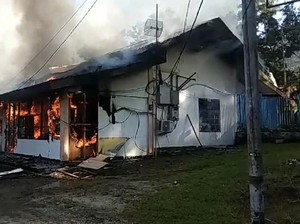 Kantor KPU Kabupaten Jayapura Hangus Terbakar, Polisi Selidiki