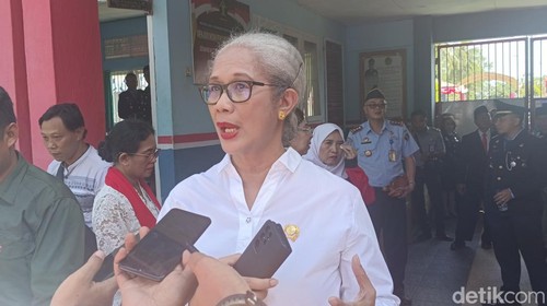 Ketua DPRD NTT Emilia Julia Nomleni.
