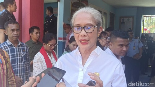 Ketua DPRD NTT Emilia Julia Nomleni.