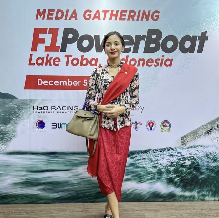 Kirana Larasati Kirana Larasati