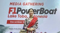 Setelah tiga tahun bernaung di partai PDIP Perjuangan, melalui unggahan video Kamis (17/08), Kirana Larasati resmi umumkan keluar dari partai tersebut. Foto: Instagram @kiranalarasati