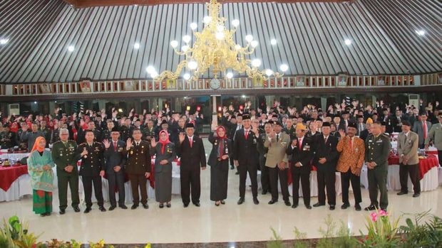 Malam tirakatan Pemkab Klaten