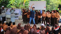 PT Bank Syariah Indonesia Tbk menggelar kegiatan mengajar dan berbagi ilmu tentang hidup sehat di Aceh. 