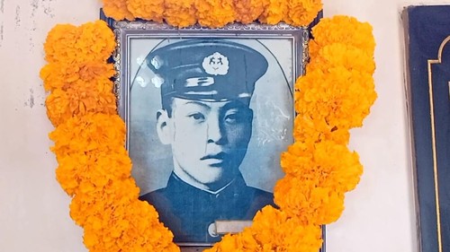 Harraki serta monumen perjuangan Rakyat Penarungan.