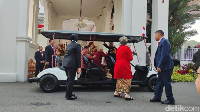 pejabat negara merapat ke Istana Negara jelang upacara HUT ke078 RI (Marlinda/detikcom)
