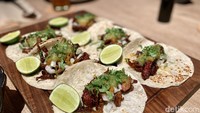 Sebelumnya, tepat di hari Kemerdekaan Republik Indonesia, restoran ini menawarkan tacos dengan isian daging kambing guling Foto: detikcom/Riska Fitria