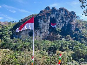 Tebing Hawu, Natural Bridge Favoritnya Pemanjat Tebing