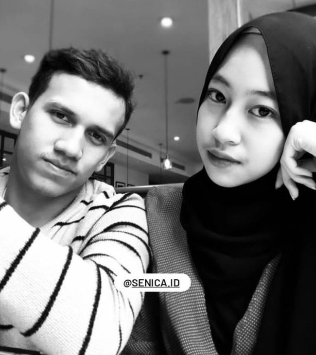 Adiba Khanza dan Egy Maulana Vikri sudah menjalin hubungan sejak 2017. Mereka menjalani long distance relationship (LDR) karena Egy bolak-balik ke Eropa. Foto: Instagram Foto: Instagram