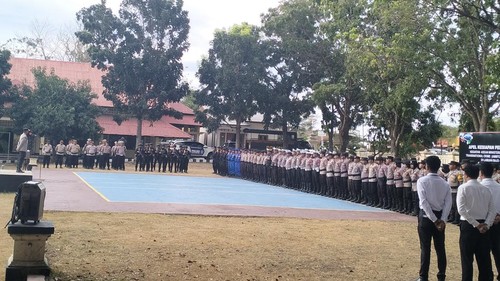 Apel kesiapan pengamanan kegiatan AMMTC ke-17 di Mapolres Manggarai Barat, Nusa Tenggara Timur (NTT), Jumat (18/8/2023). (Foto: Ambrosius Ardin/detikBali)