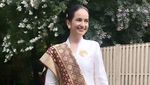 Potret Enzy Storia Jadi None Betawi saat Upacara Kemerdekaan RI di Amerika