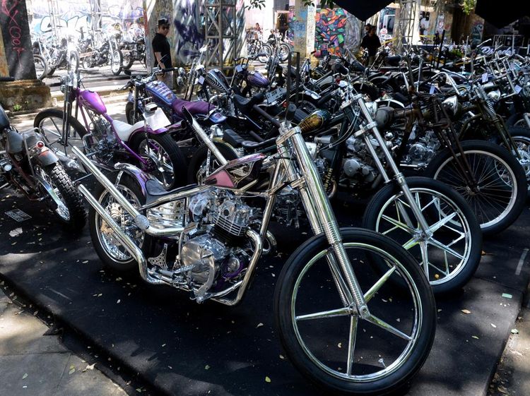 200 Motor Custom Mejeng di Denpasar