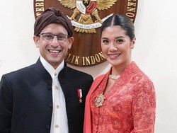 7 Gaya Anggun Istri Menteri Nadiem Makarim di HUT Kemerdakaan RI