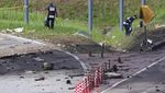 Jet Pribadi Jatuh di Tol Malaysia, Puing-puing Berserakan