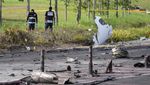 Jet Pribadi Jatuh di Tol Malaysia, Puing-puing Berserakan