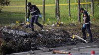 Penyelidik berusaha menemukan kotak hitam pesawat yang berisi data penerbangannya. 
