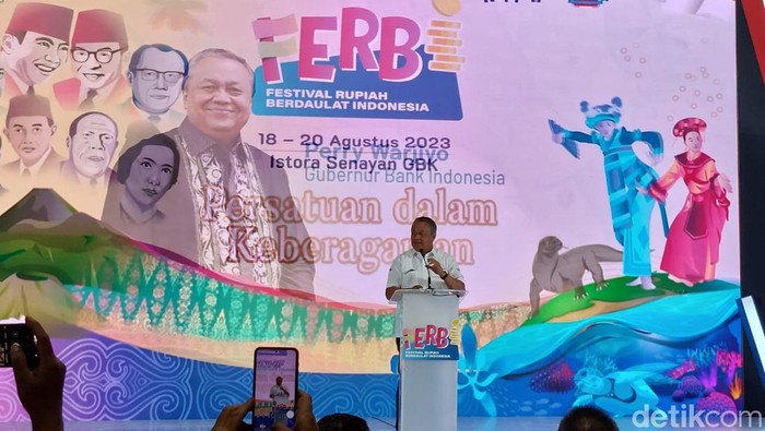 Gubernur Bank Indonesia Perry Warjiyo di acara Festival Rupiah Berdaulat Indonesia (FERBI) di Istora Senayan, Jakarta Pusat, Jumat (18/8/2023).