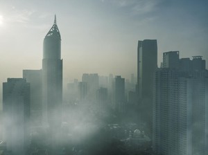 Jurus Pemerintah Lawan Polusi Udara: WFH hingga Kurangi PLTU Batu Bara