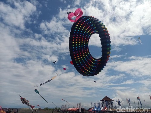 Jembrana Kite Festival 2023