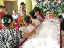 Tiba di Rumah Duka, Jenazah Advent Siswa SPN Polda Lampung Disambut Isak Tangis