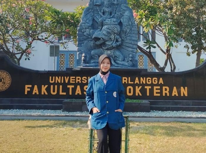 Kartika Devina Putri lolos FK Unair secara gratis