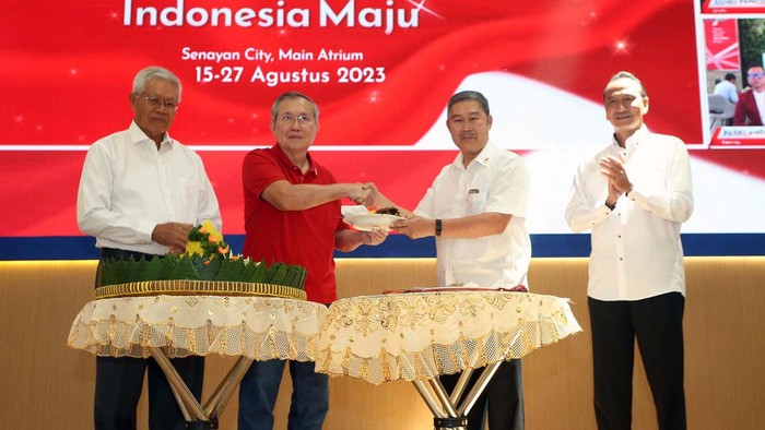 Festival Investasi Properti Agung Podomoro tengah digelar di Senayan City Mall, Jakarta. Yuk kita lihat.