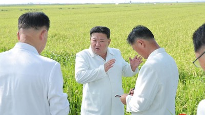 Momen Kim Jong Un Damprat Pejabat Korut Gegara Gagal Antisipasi Topan