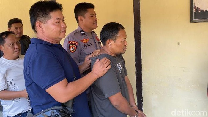 Pelaku jambret kalung emas milik lansia di Kendari ditangkap.